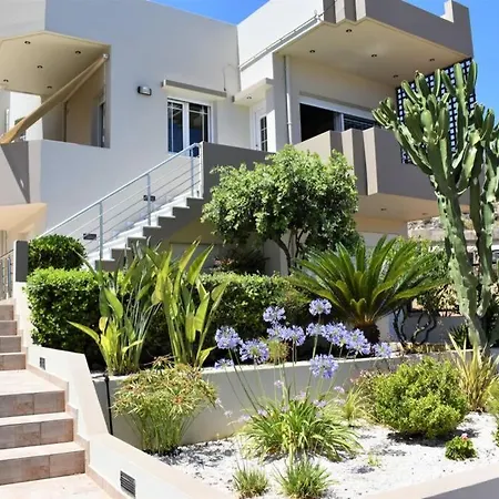 Maria With Heated Pool, Next To The