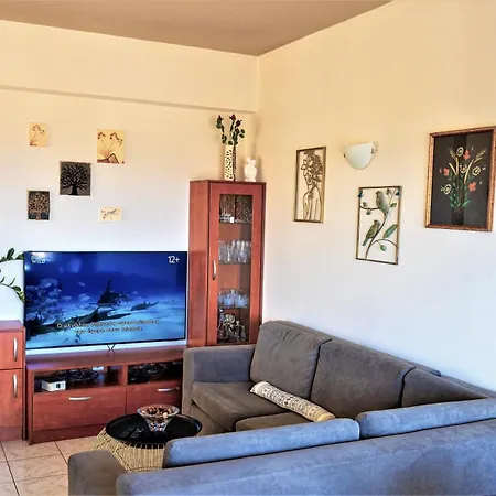 Maria With Heated Pool, Next To The